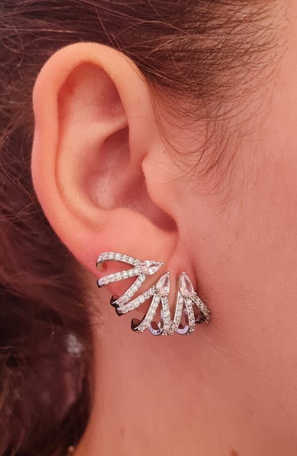 Ear Cuff Cravejado Ródio